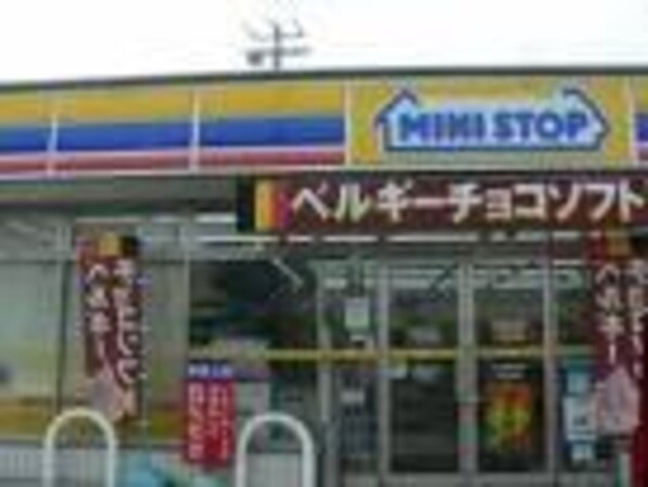 ＣＯＭＦＯＲＴ上の町の物件内観写真